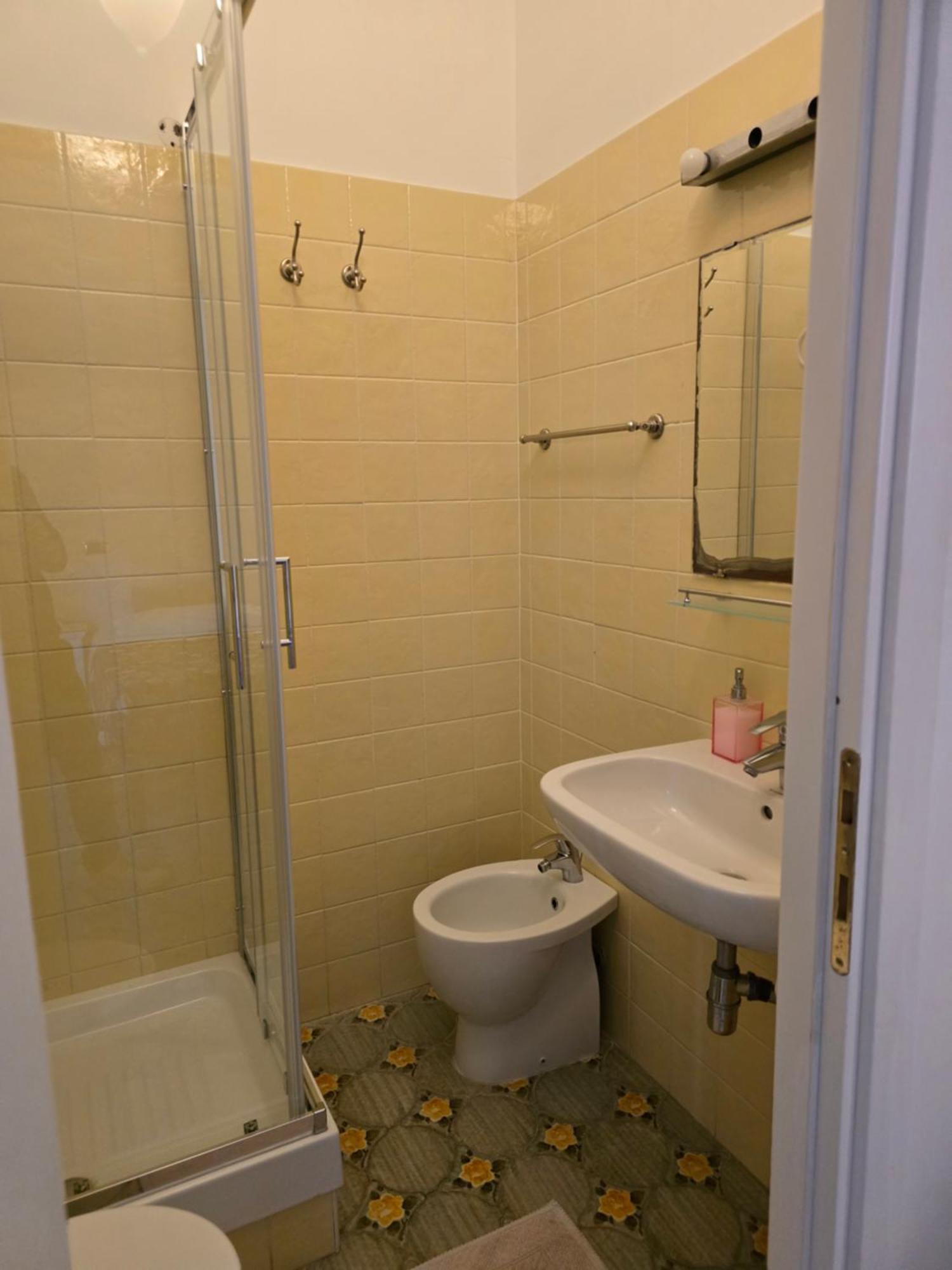 Appartamento Esquilino Di Yan Rom Exterior foto